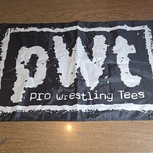 Pro Wrestling Tees‎ Flag/Banner